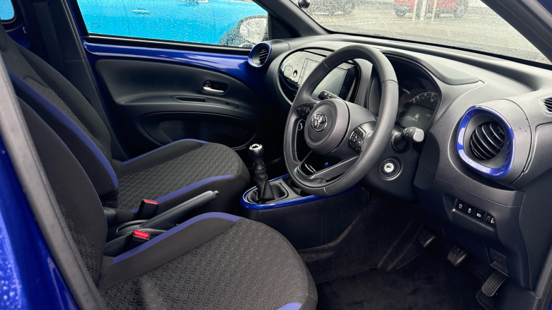 Toyota Aygo X 1.0 VVT-i Edge 5dr Petrol Hatchback